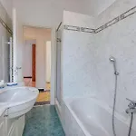 3 Bedroom Gorgeous In Appartement
