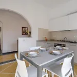 3 Bedroom Gorgeous In *
