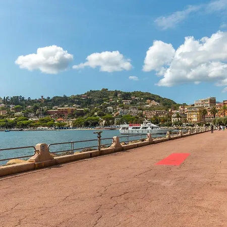 3 Bedroom Gorgeous In Apartment Rapallo