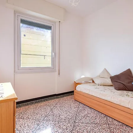3 Bedroom Nice Apartment In Rapallo شقة راباللو
