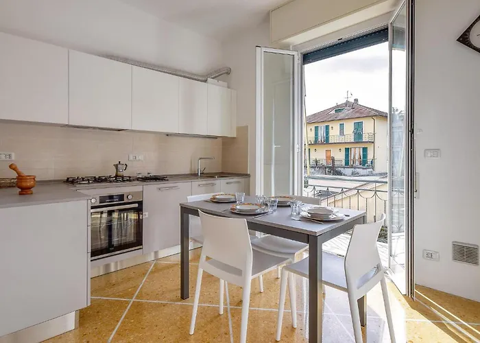 3 Bedroom Gorgeous In Ραπάλο