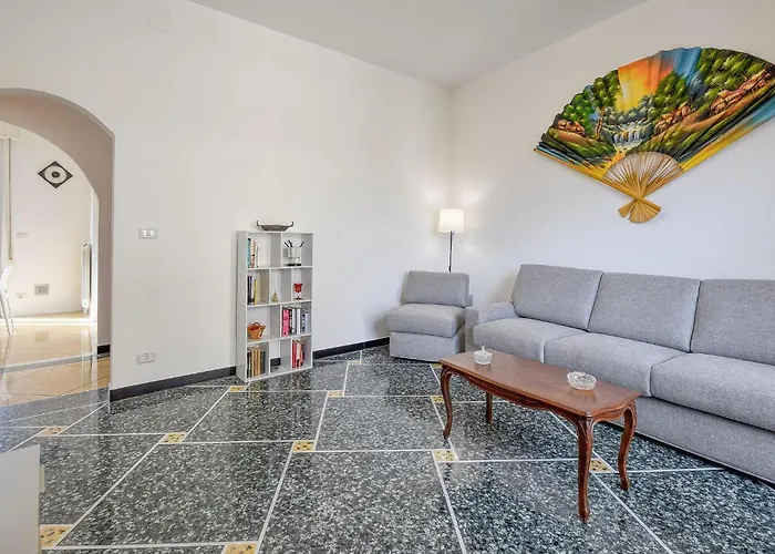 3 Bedroom Gorgeous In Διαμέρισμα