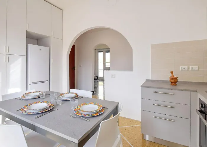 Διαμέρισμα 3 Bedroom Gorgeous In *
