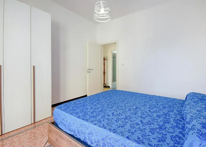 3 Bedroom Gorgeous In Διαμέρισμα Ραπάλο